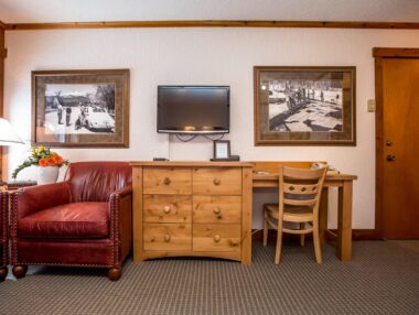 Lodge Room - chairs, tv, table