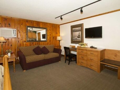 Studio Room, Kandahar Lodge at Whitefish Mountain Resort